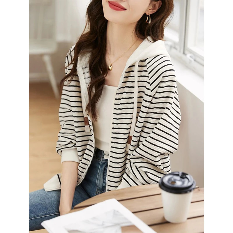Womens autumn fashion office womens loose striped long sleeved hooded sweatshirt womens clothing casual full matching slim fit jacket 241011