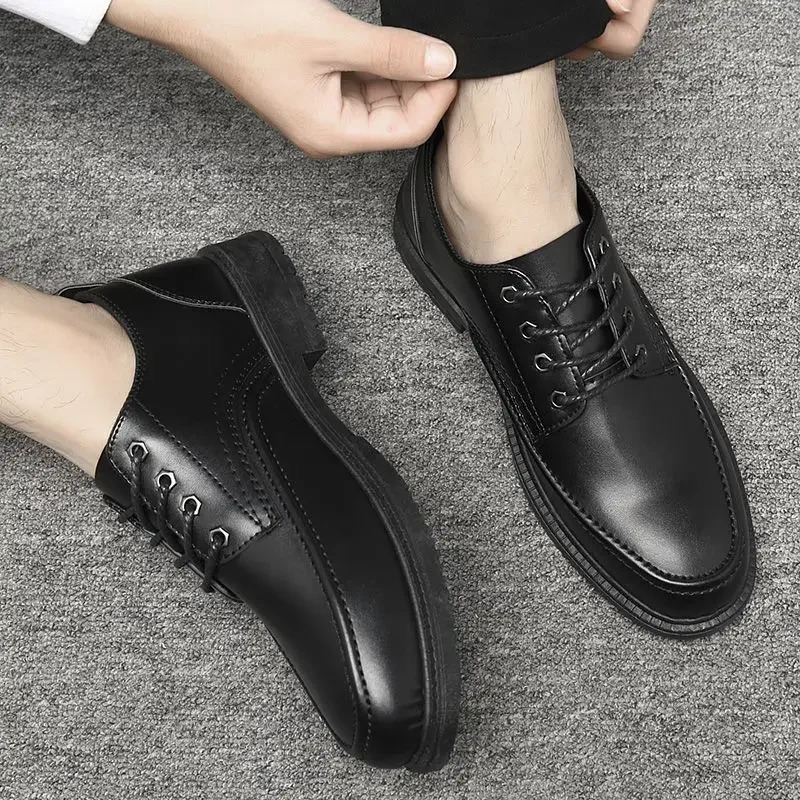 Mens dresses shoes spring and autumn leather casual business mens social shoes low-priced set high-quality fashion style denim 241007