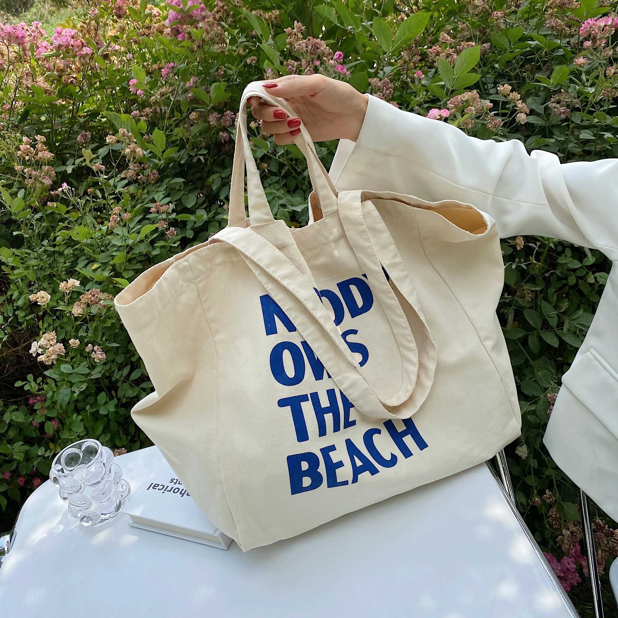 1 large capacity handbag fashionable shoulder bag womens work bag commuting canvas handbag Y241011