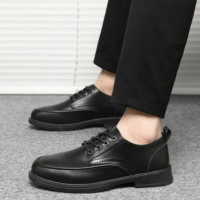 Mens dresses shoes spring and autumn leather casual business mens social shoes low-priced set high-quality fashion style denim 241007