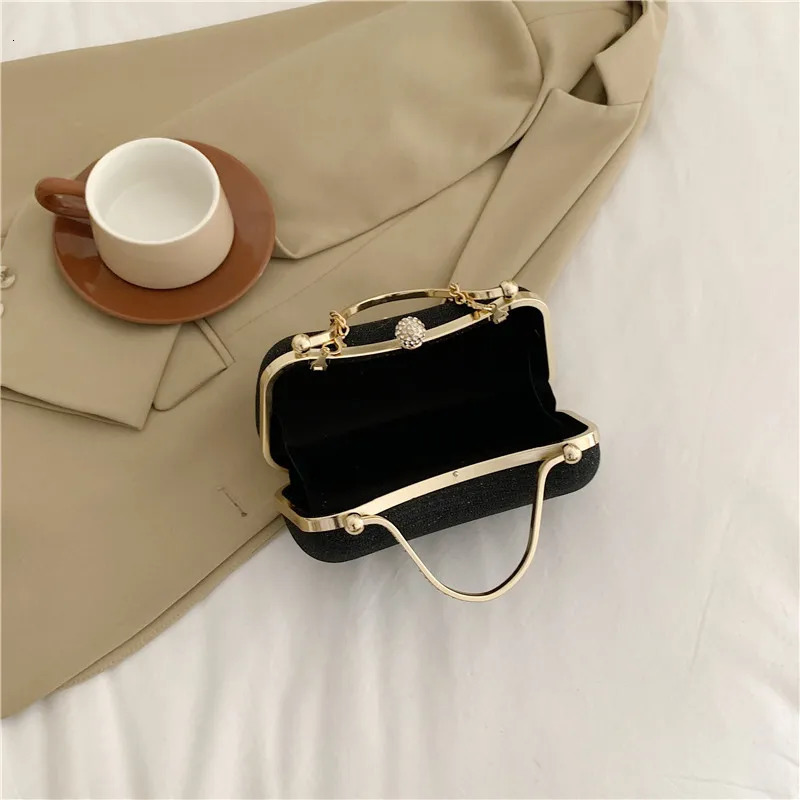 Shell Bag Womens Evening Clutch Golden Top Handle Handbag Elegant Party for Prom Cocktail Chain Crossbody Sling Purse 2024 240925