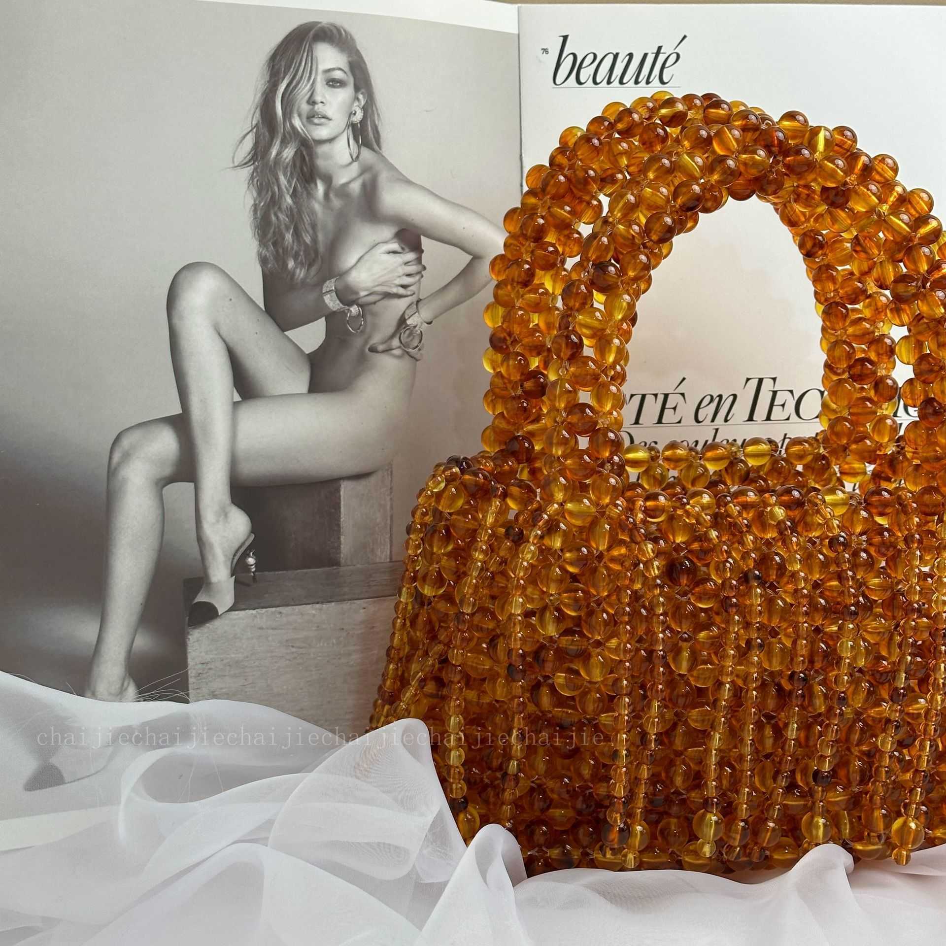 tone Amber Acrylic Cat Eye Bead Tassel Handmade Beaded Woven Bag Handbag 241015