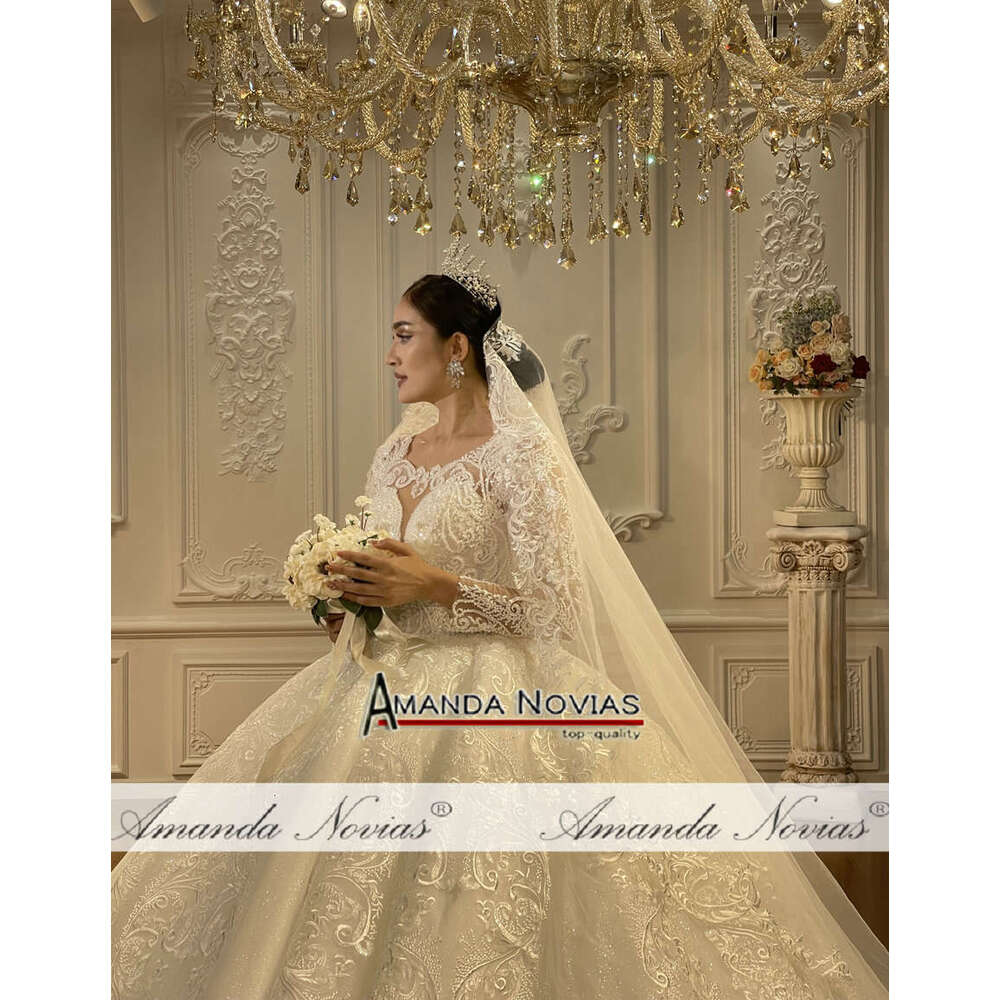 Amanda Novias Brand High Quality Off White Bridal Dresses