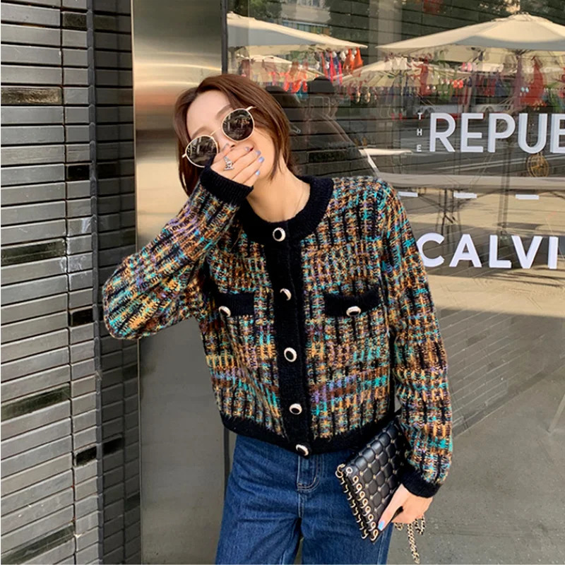 Sweater Cardigan Women Autumn And Winter 2023 Fashion Round Neck Longsleeved Color Matching Knitted Jacket Allmatch 241007