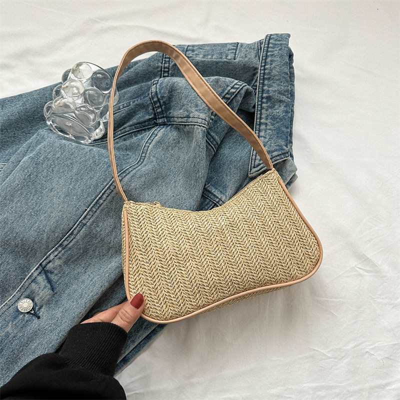 Spring New Simple Underarm Casual Commuter Shoulder for Women, Popular Knitted Women's Bag This Year