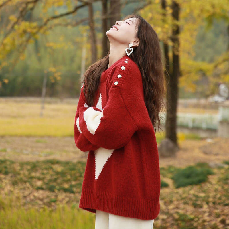 Lazy style Christmas red loose pullover for women, 2024 autumn and winter new style, stylish outerwear sweater top, BR