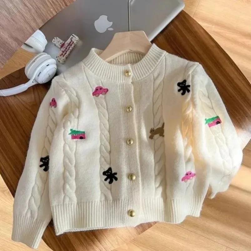 Baby girl sweater cardigan wool sweater spring/summer item for children knitted sweater top 241008