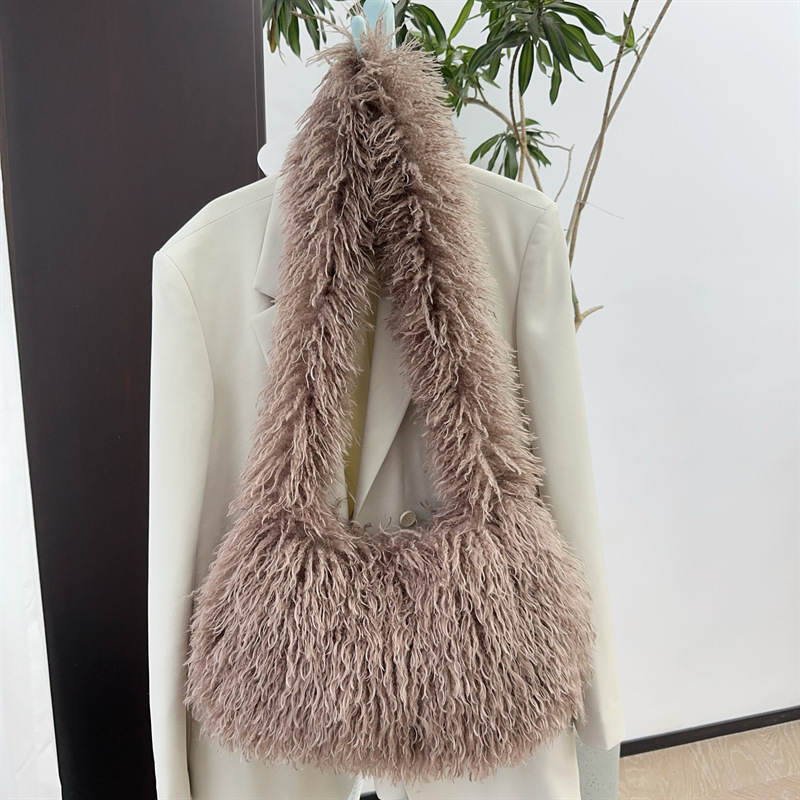 Lady crossbody Bag Winter Pumpkin Bag Girls Autumn Luxury Handbags Trendy Totes Bag Classic Warm Handbag Designer Shoulder Bag CRD2410113
