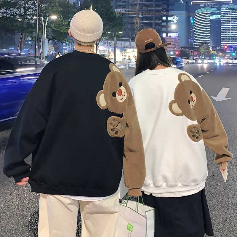 Y2K Mens Cartoon Bear Patchwork Couple Oversized Black Sweatshirts Warm Casual Winter Tops Men Women Loose Sweatshirt Techwear LX241011