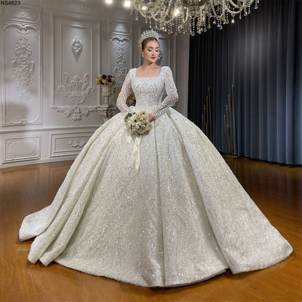 Square Necke Lace Handwork Customized Wedding Dress