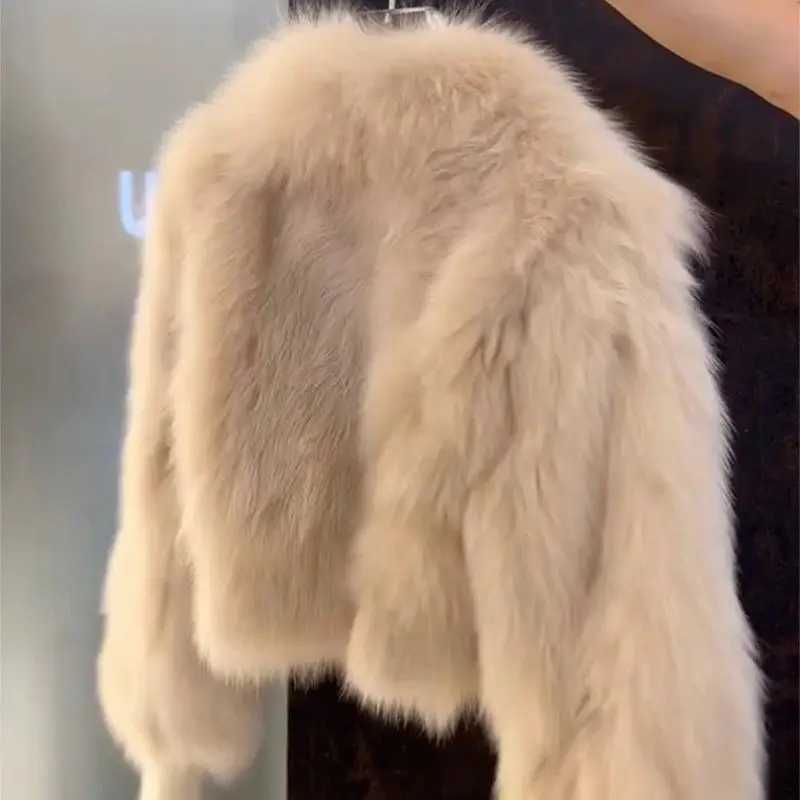 2024 Autumn/Winter Short Coat Womens Fashion Society Imitate Short Hair Loose Small Coat Korean Version W241010