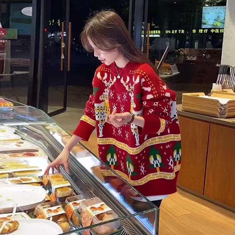 Autumn and Winter Thick Elk Year Red Women 2024 New Lazy Style Loose Knitted Sweater for Outer Wear