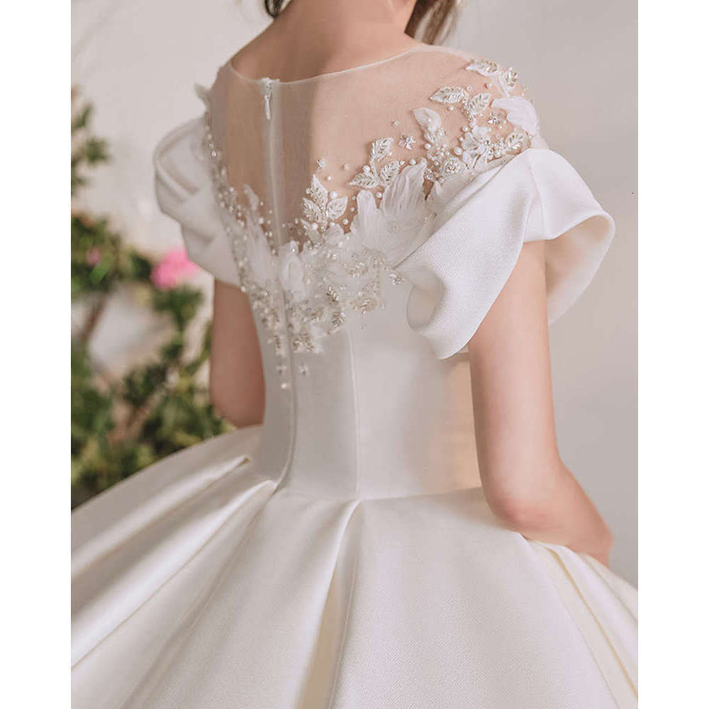 New Arrivals O-Neck Short Sleeve Zipper Up Back Beading Appliques wers Best France Satin Ball Gown Wedding Dress With Pockets