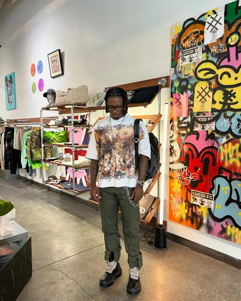 Geometric high street pattern printing oversized Oneck graphic Tshirt mens y2k clothing 2000 American hiphop bag sports top 241011