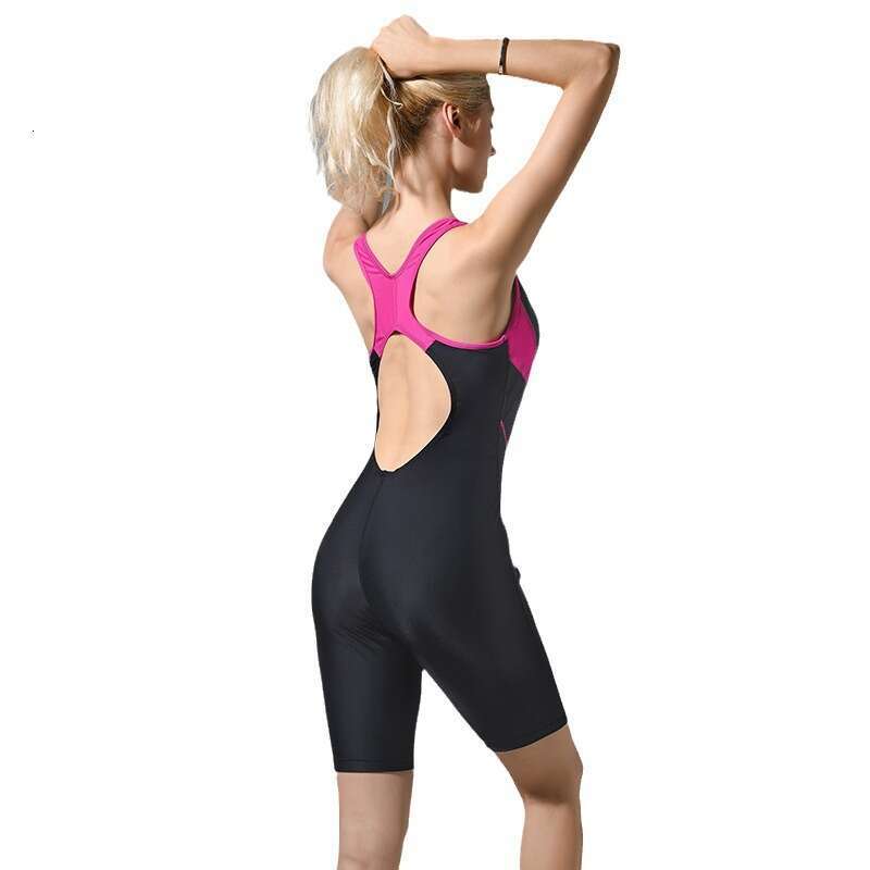 Color Blocked Sports Plus Size One-Piece Swimsuit For Women With Built-In Chest Cushion, Flat Corner Conservative Vacation Swimsuit, Quick Drying