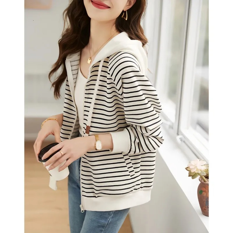 Womens autumn fashion office womens loose striped long sleeved hooded sweatshirt womens clothing casual full matching slim fit jacket 241011