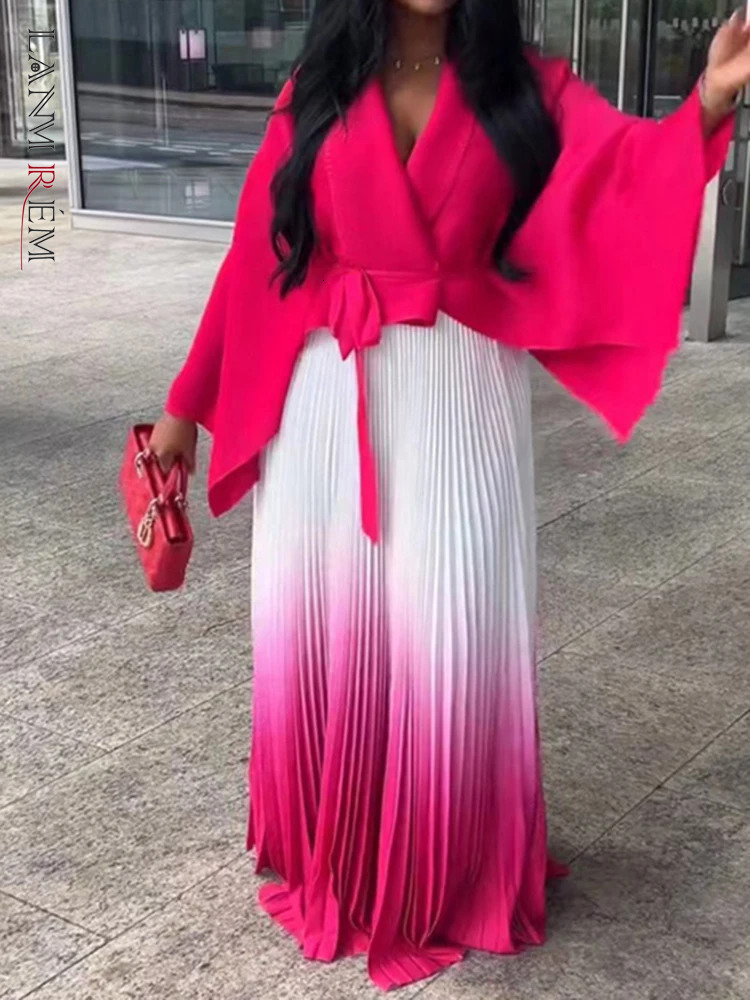 LANMREM Pleated Gradient Two-Piece Set For Women Solid Color Irregular Coat With Elastic Waist Skirts 2024 Autumn New 2Z2501