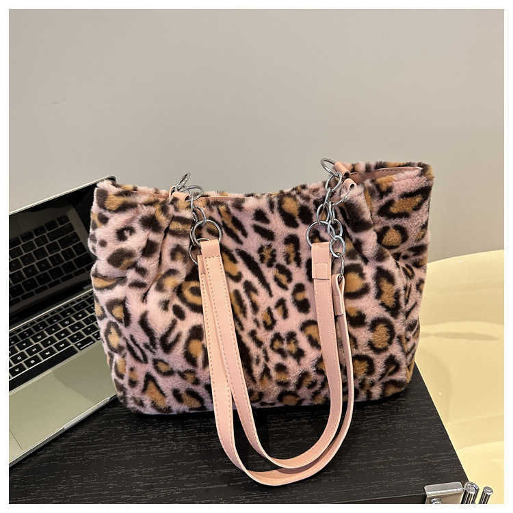 CMM Leopard Print Plush Trendy Chain Bag New Personalized and Versatile Simple Tote Bag Casual Single Shoulder Armpit Bag Womens Bag