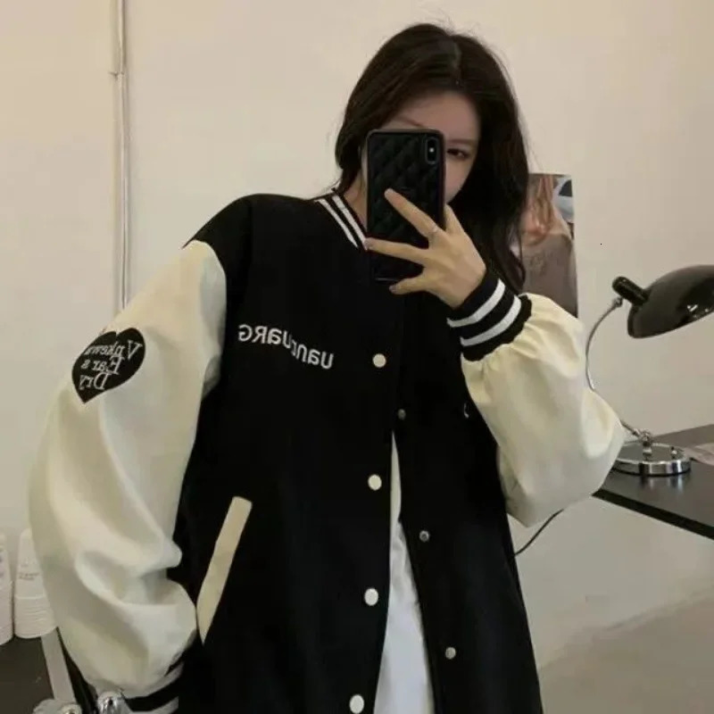 Fashion baseball jacket womens retro streetwear university uniform jacket Harajuku autumn bomber thin jacket 241011