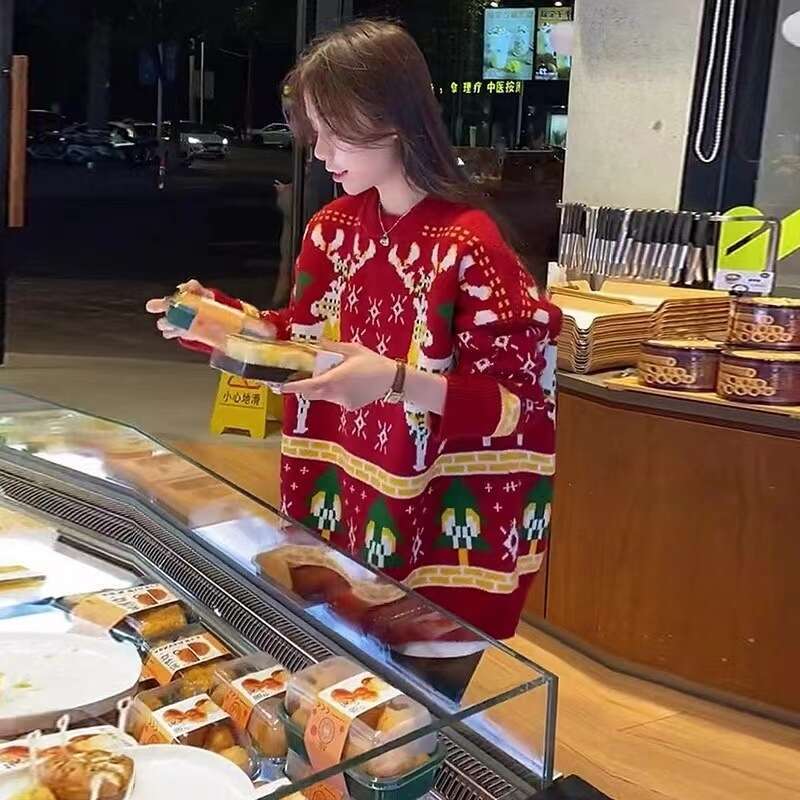 Autumn and Winter Thick Elk Year Red Women 2024 New Lazy Style Loose Knitted Sweater for Outer Wear
