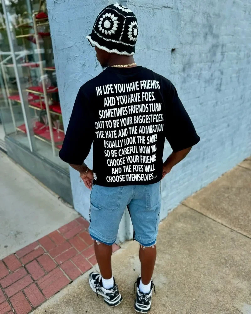 Vintage Gothic letter pattern printed oversized Tshirt for mens fashion street hiphop loose and versatile short sleeved shirt 241011