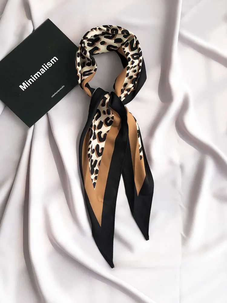 Bandanas Durag FLYTEE Leopard Print Decoration All match Small Silk Scarf Female Spring and Autumn Long Diamond Shell Scarecrow J241010