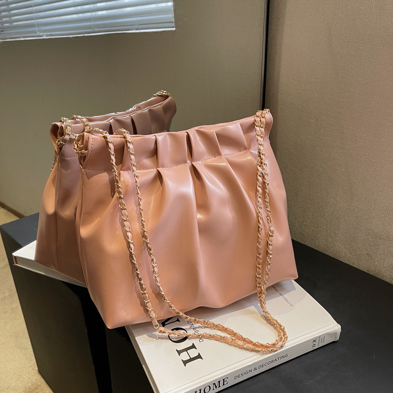 new wandering niche design versatile ins chain shoulder crossbody bag