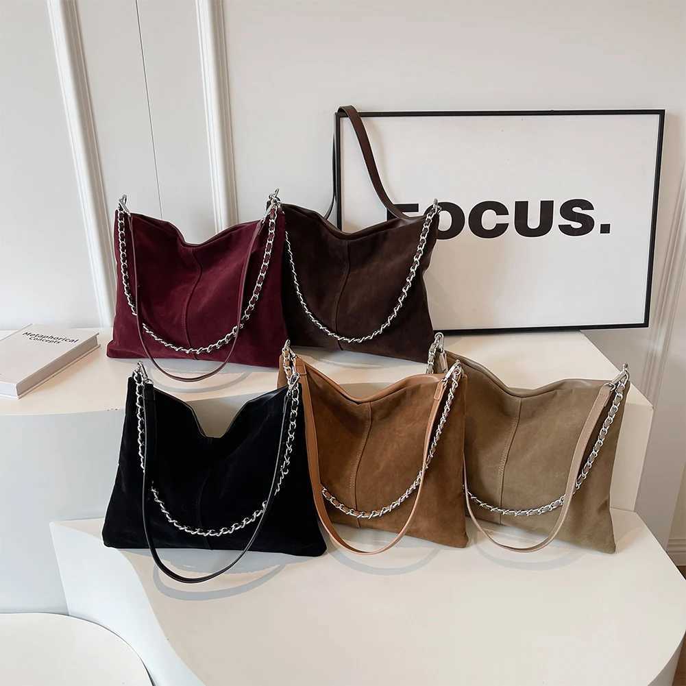 Ladies Suede Shoulder Bag with Inner Pocket Crossbody Purse Zipper Closure Handbag Clutch for Work Travel 241011
