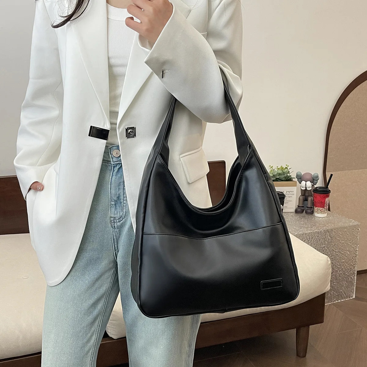 Womens Handbag Large Capacity Fashionable Womens Shoulder Bag PU Soft Leather Womens School Bag 240925