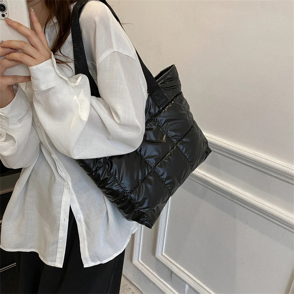 Fashion handbag womens black large capacity soft diamond bag Vinatge quilted shoulder bag travel shopping wallet 241008