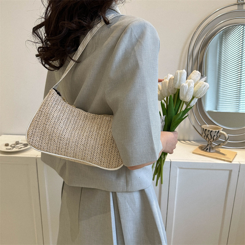 Spring New Simple Underarm Casual Commuter Shoulder for Women, Popular Knitted Women's Bag This Year