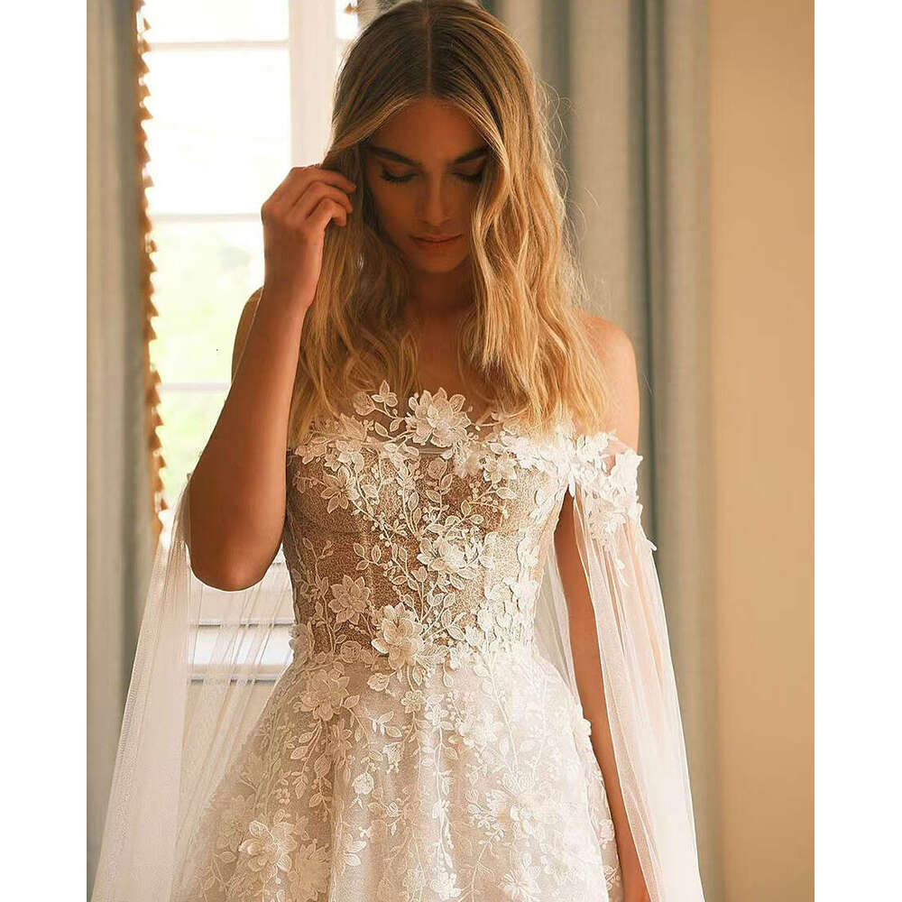 Charming A-e Wedding Dresses wer Illusion V-neck court Train Lace Appliques Tulle Bridal Gown Vestido De Noiva 2024