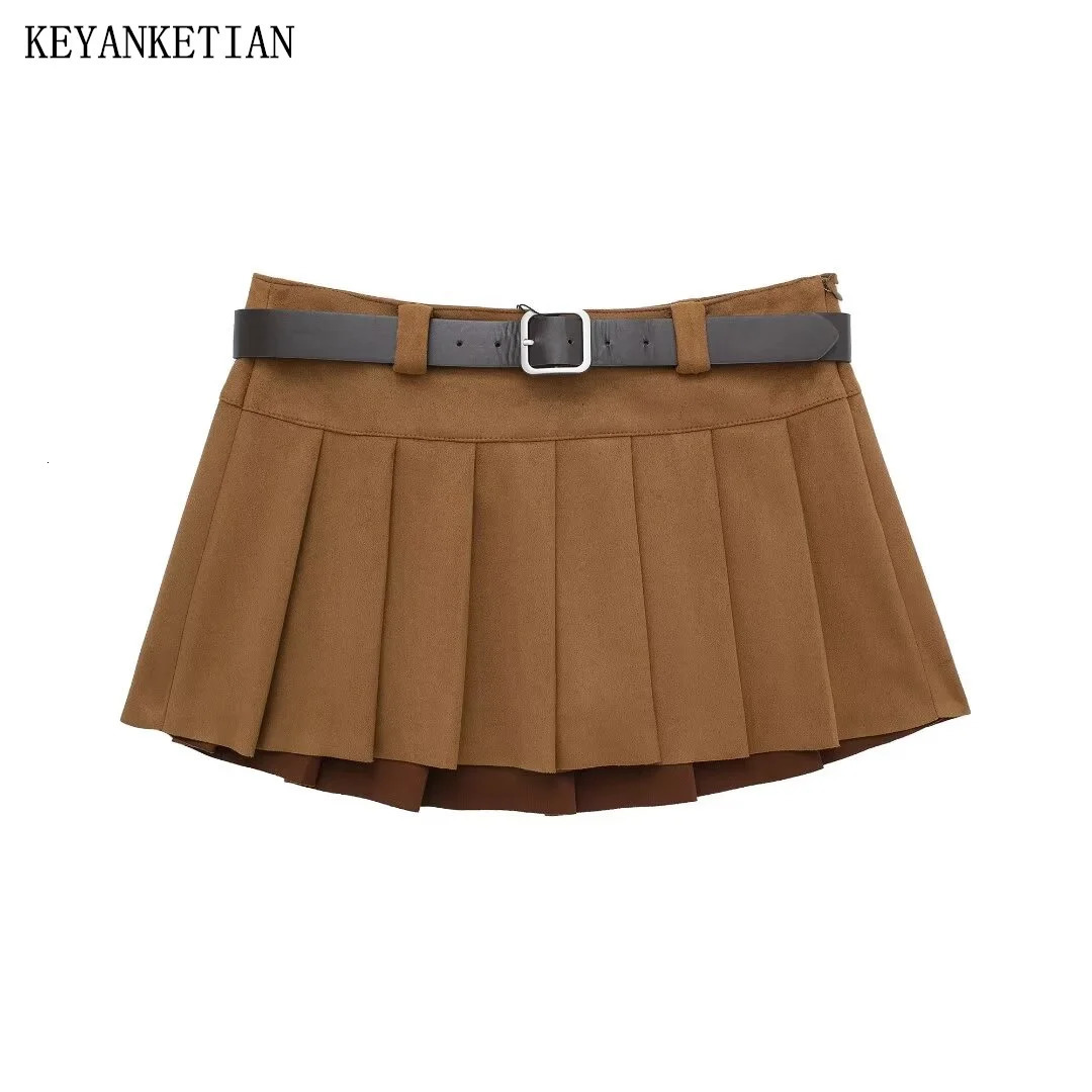 KEYANKETIAN 2024 Womens Suede Pleated Skirt American Retro With Belt Low-Rise Camel Mini Skirt Culottes Y2K Skort 240919