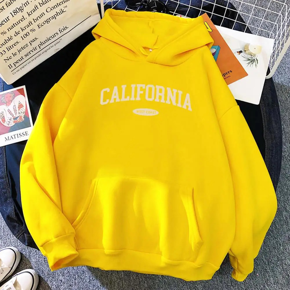 California West n Womens Hoody Hip Hop AllMatch Streetwear Pocket Crewneck Clothes Fleece Comfortable Female Hoodie 241009