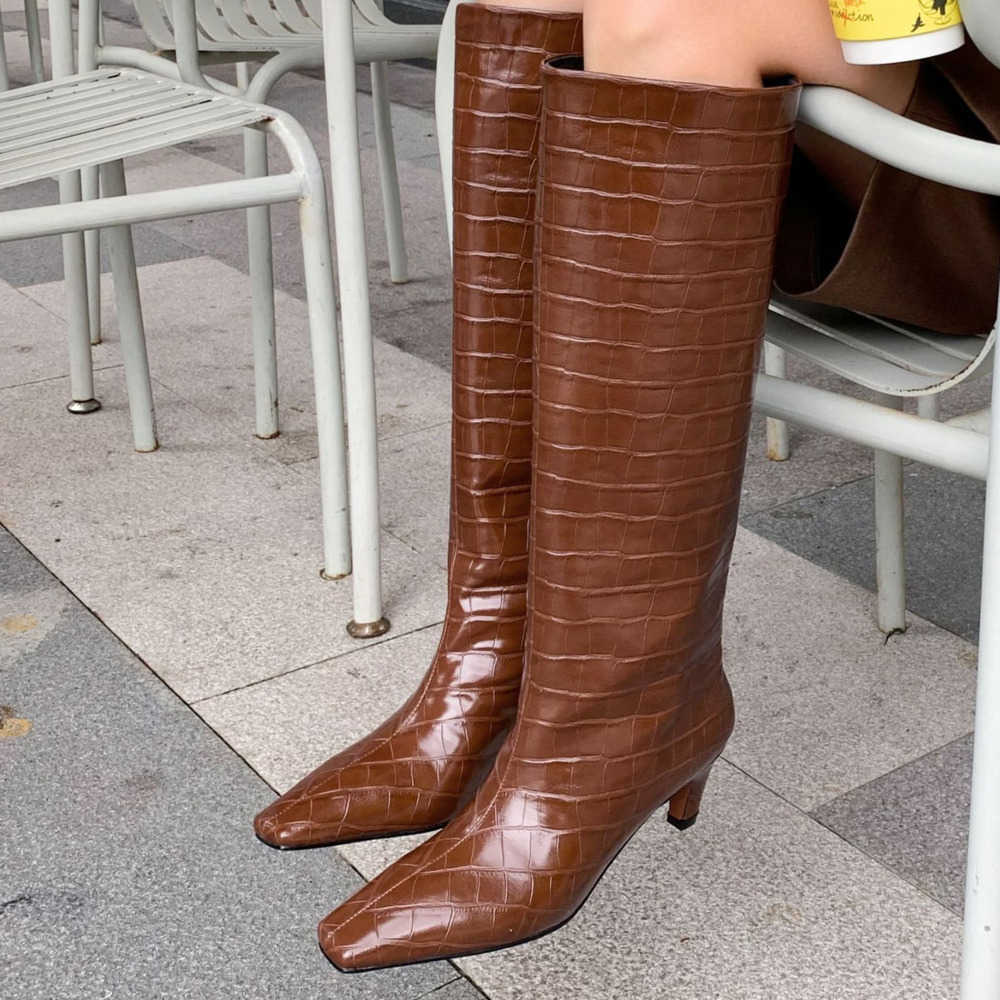 Crocodile Pattern Knight Martin Boots Women Boots Leather Thick High Heel Straight Leg Boots Long Leg Boots Knee Length Boots Boots 240826