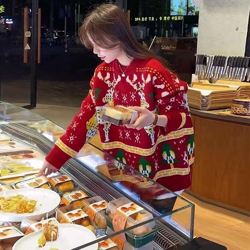 Autumn and Winter Thick Elk Year Red Women 2024 New Lazy Style Loose Knitted Sweater for Outer Wear