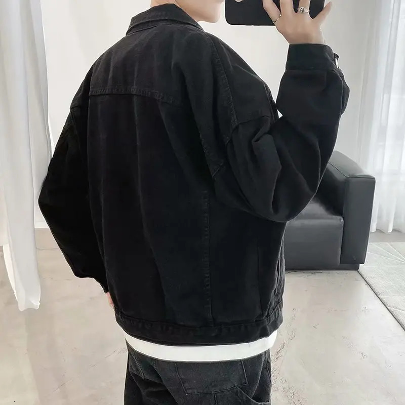 Black Denim Short Jacket Men Turn Down Collar Bomber Jeans Coats Casual Pockets Overalls Streetwear Man Clothing Outwear 240905