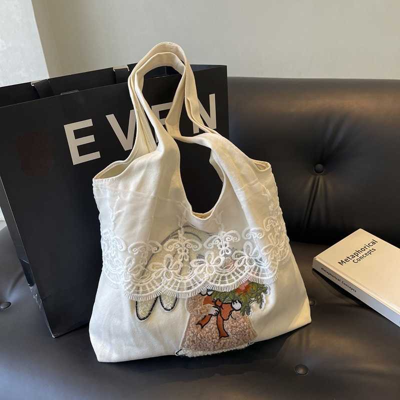Korean canvas bag, women's fashion lace decoration, trendy towel embroidery, cute rabbit armpit shoulder bag, tote bag 241015