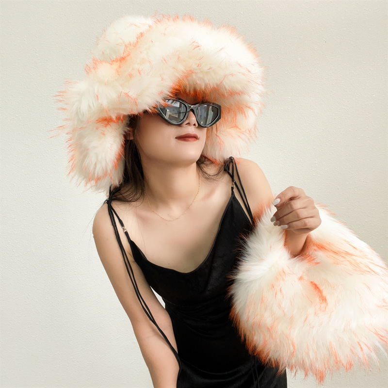 New foreign trade imitation raccoon fur basin hat warm ball bag set imitation fur fur hat bag set Shoulder Bags Winter plush CUD2410112F5