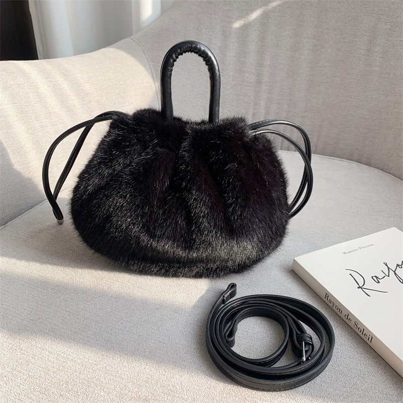 Fashion Plush Handbag Womens Winter Furry Shoulder Bags 5 Colors -0 Designer Spherical Drawstring Dual Use Crossbody Bags Fluffy Hobos Bag ABP2410111