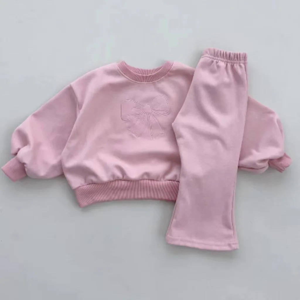 Spring Baby Girl Long Sleeve Clothing Set Cute Bow Sweater and Flange Pants 2piece Childrens Casual 241007