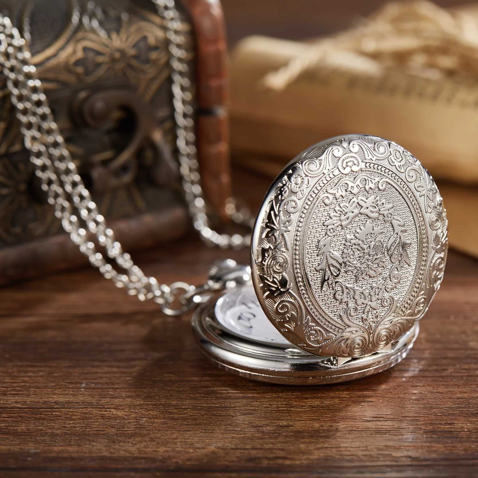 Retro nostalgic classic flip top womens pocket watch necklace pendant watch quartz suitable for gifting W241010