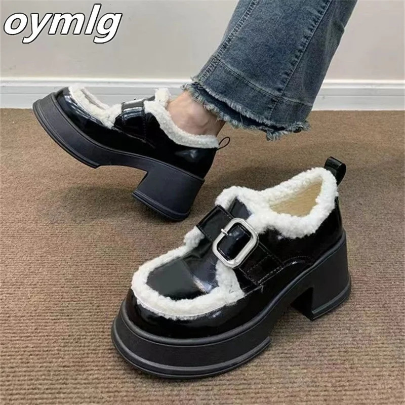 Thick soled Mary Jane lamb fur leather shoes for womens winter fashion casual small figure retro Lefu shoes 241007