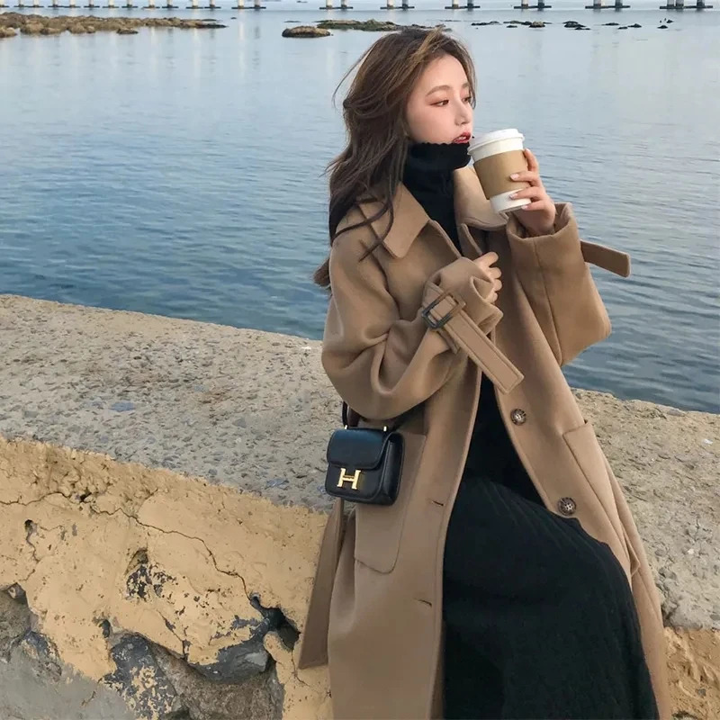 Womens Wool Blend Coat Winter Warm Cotton Thicken Overcoat Female Casual Loose Woolen Outwear Temperament Wind Long Jacket 241008