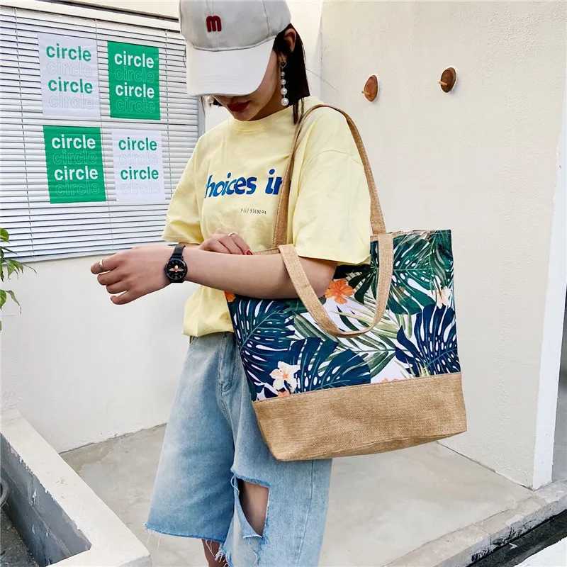 Fashion Folding Womens Large Size Handbag Womens Leisure Flower Printed Canvas Graffiti Shoulder Bag Beach Bolsa Feminina Y241011