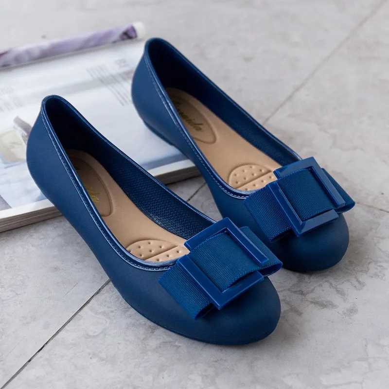 Womens fashionable and comfortable soft jelly flat shoes womens waterproof bow flat shoes cute sweet shoes Zapatos Planos De Mujer Y241011