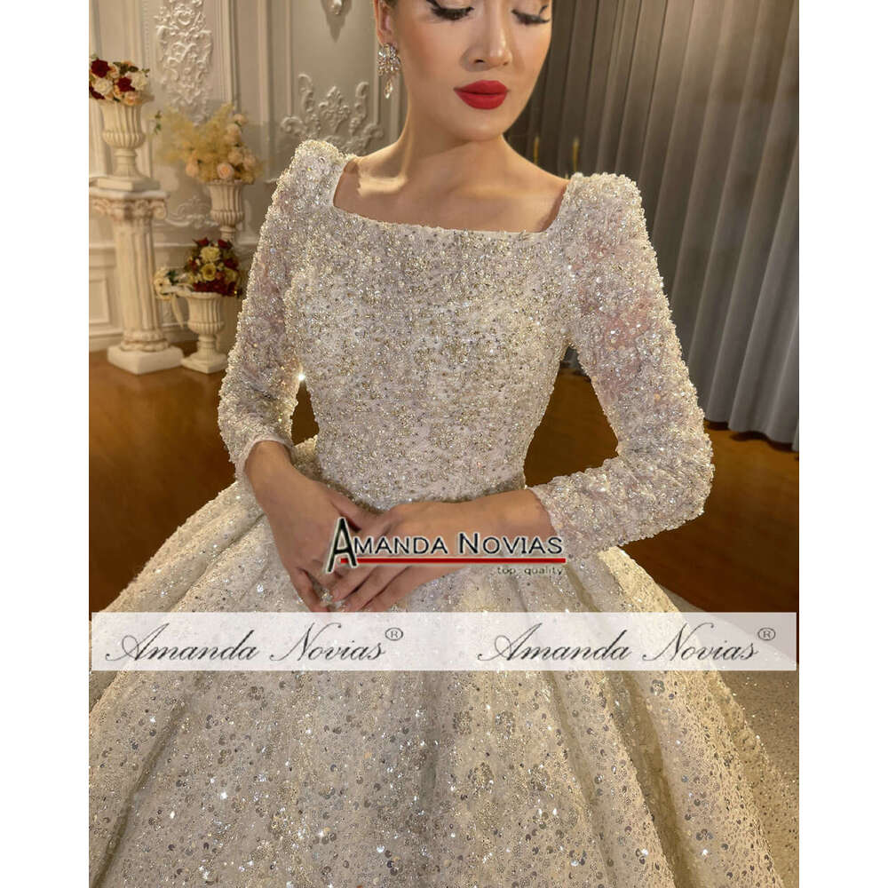 Custom made Muslim Square Sequins Shiny Wedding Dress Sequined Detachable Train Sleeveless Princess Bride Vestido De Noiva Custom Made