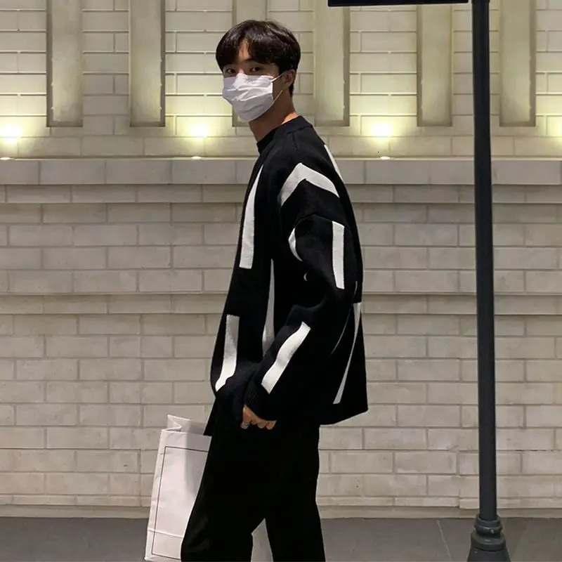Mens outerwear black jacket cardigan mens knitted sweater V-neck order T-shirt trend Y2k retro Korean style fun 241007