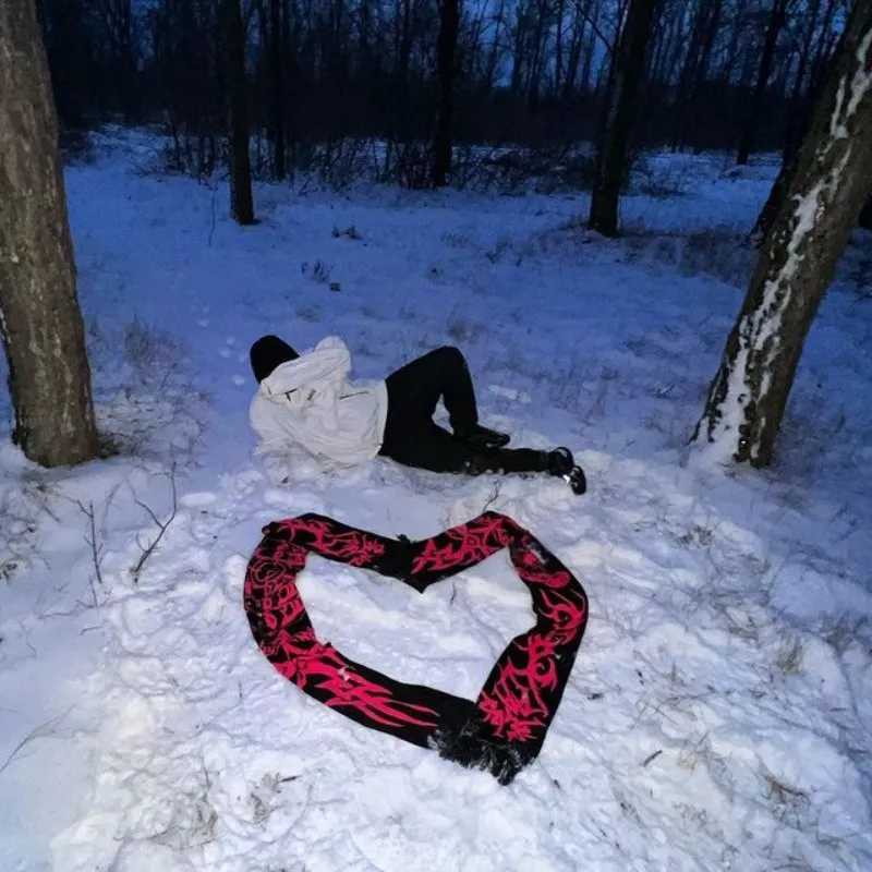 Scarves Fashion Creative Goth Creative Striped Knitted Womens Scarf Mens Scarf Winter Scarf ron Black Sage Luminous Y2K Kpop J241010