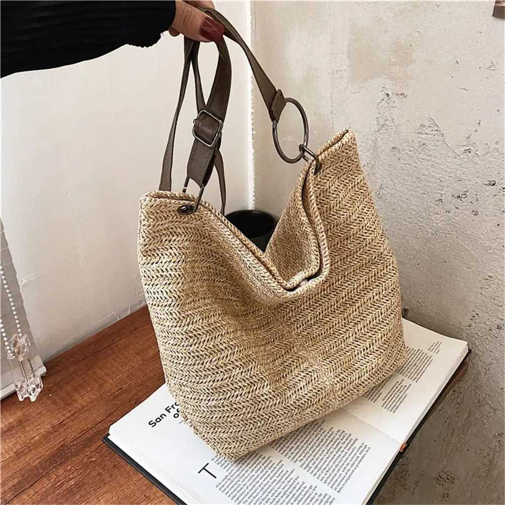 Rattan Straw Bag Cute Large Capacity Hand Woven Handbag Womens Handbag Y241011